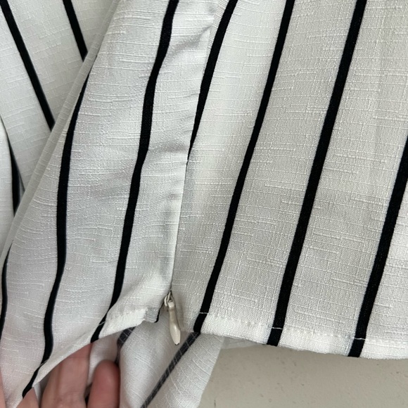 Lucy Paris Cropped Tie Top - Picture 3 of 4